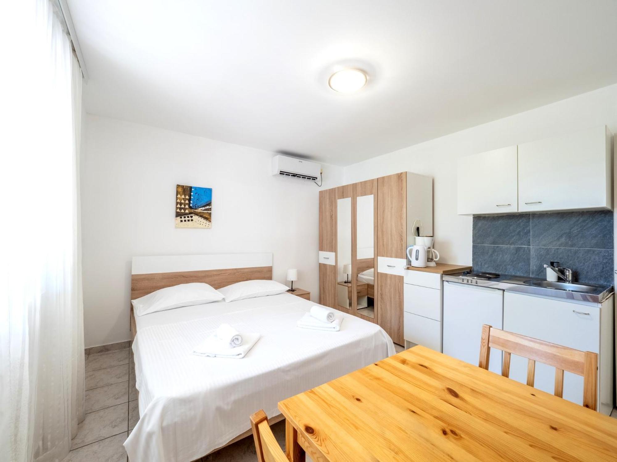 Apartments Bianca Baška Buitenkant foto