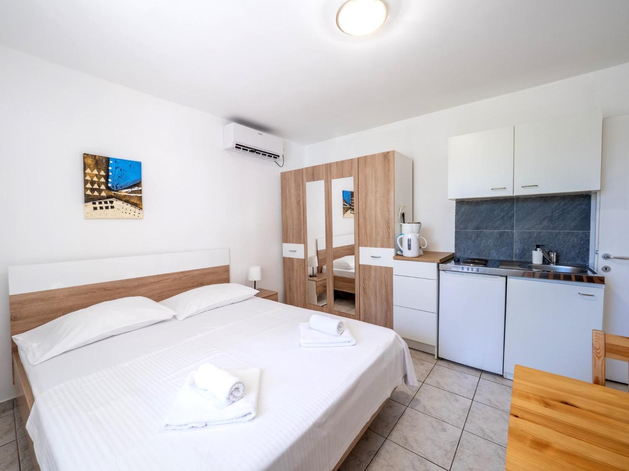 Apartments Bianca Baška Buitenkant foto