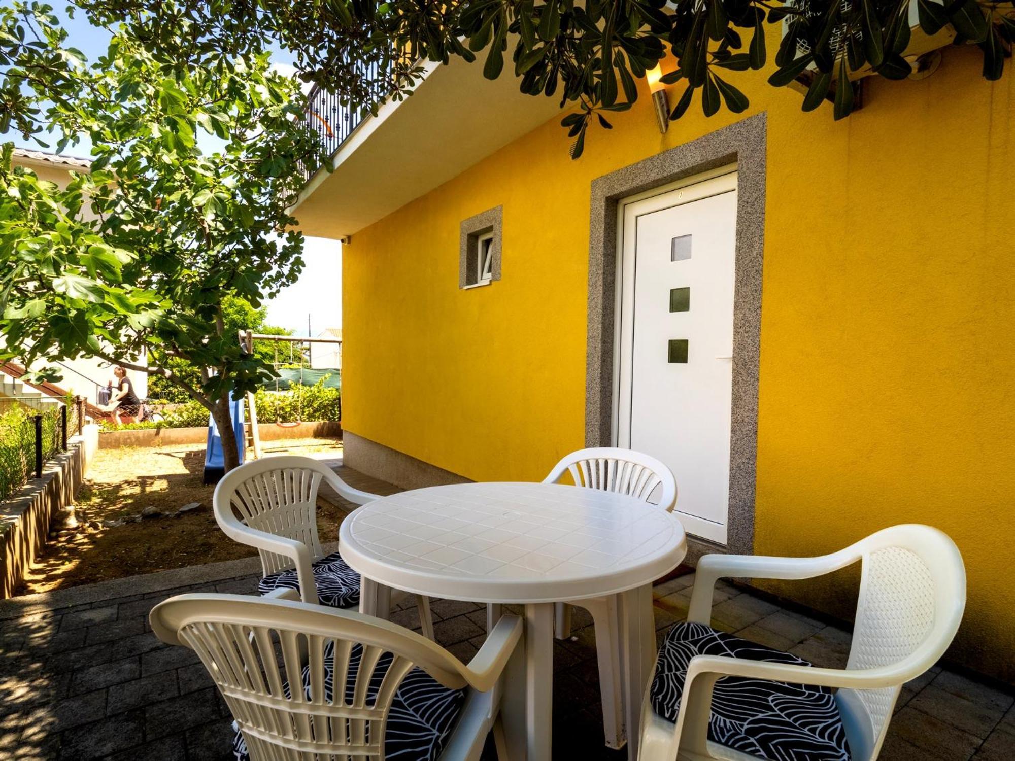 Apartments Bianca Baška Buitenkant foto